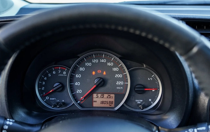 Toyota Yaris cena 32900 przebieg: 180598, rok produkcji 2012 z Radom małe 704